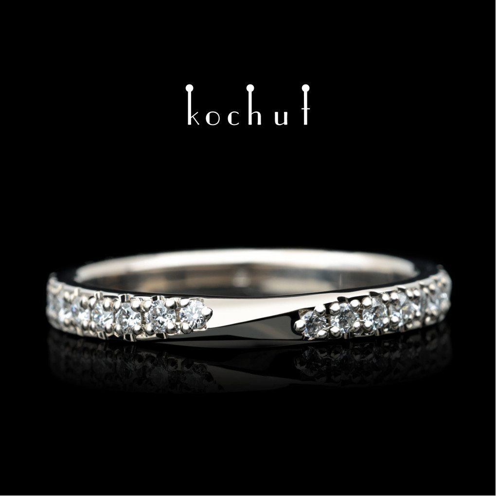 Ring «My inspiration». Palladium gold, diamonds