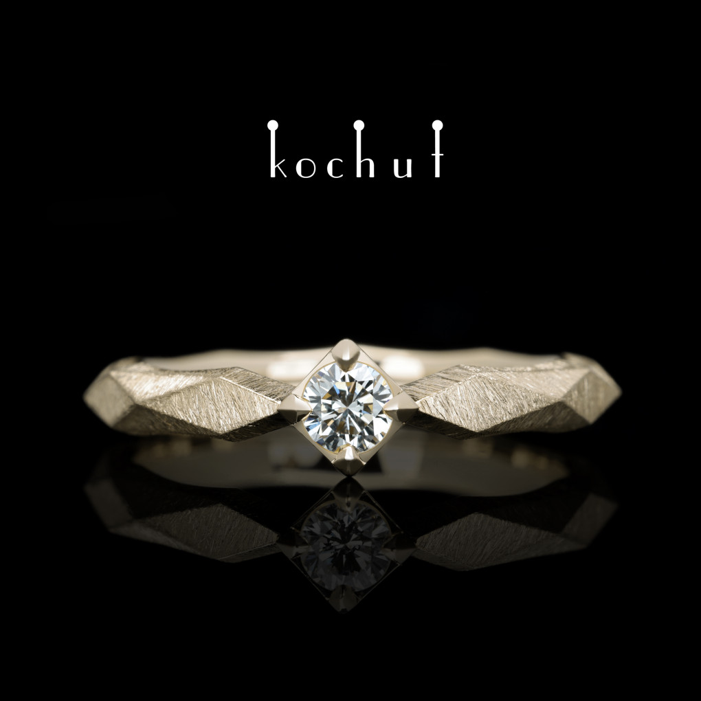 Engagement ring «My Queen». White gold, diamond