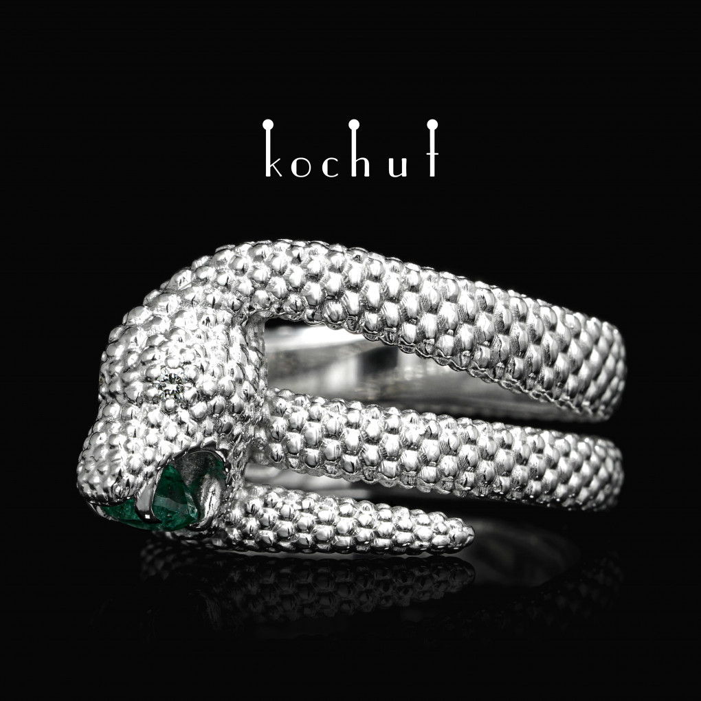 Ring Love of the shrew | White gold, emerald, diamonds, white rhodium
