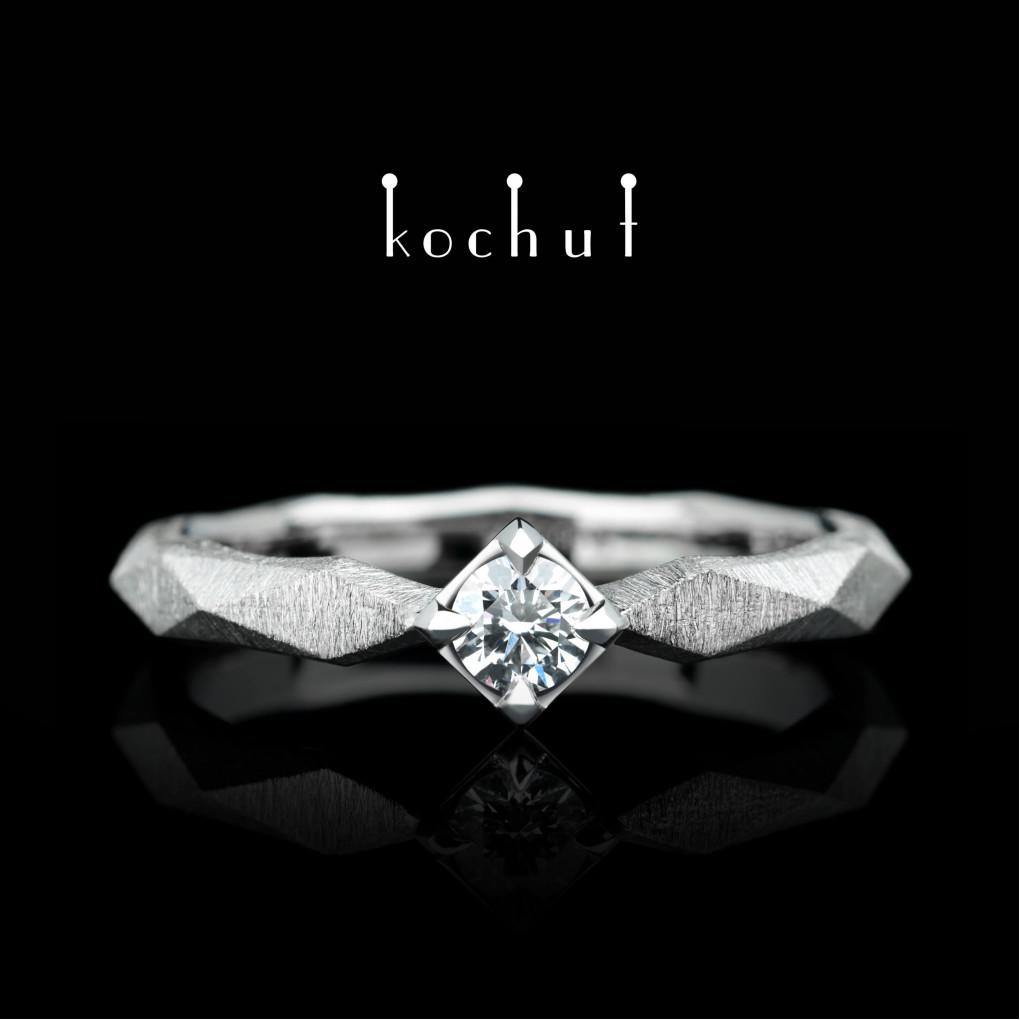 Engagement ring «My Queen». Platinum, diamond