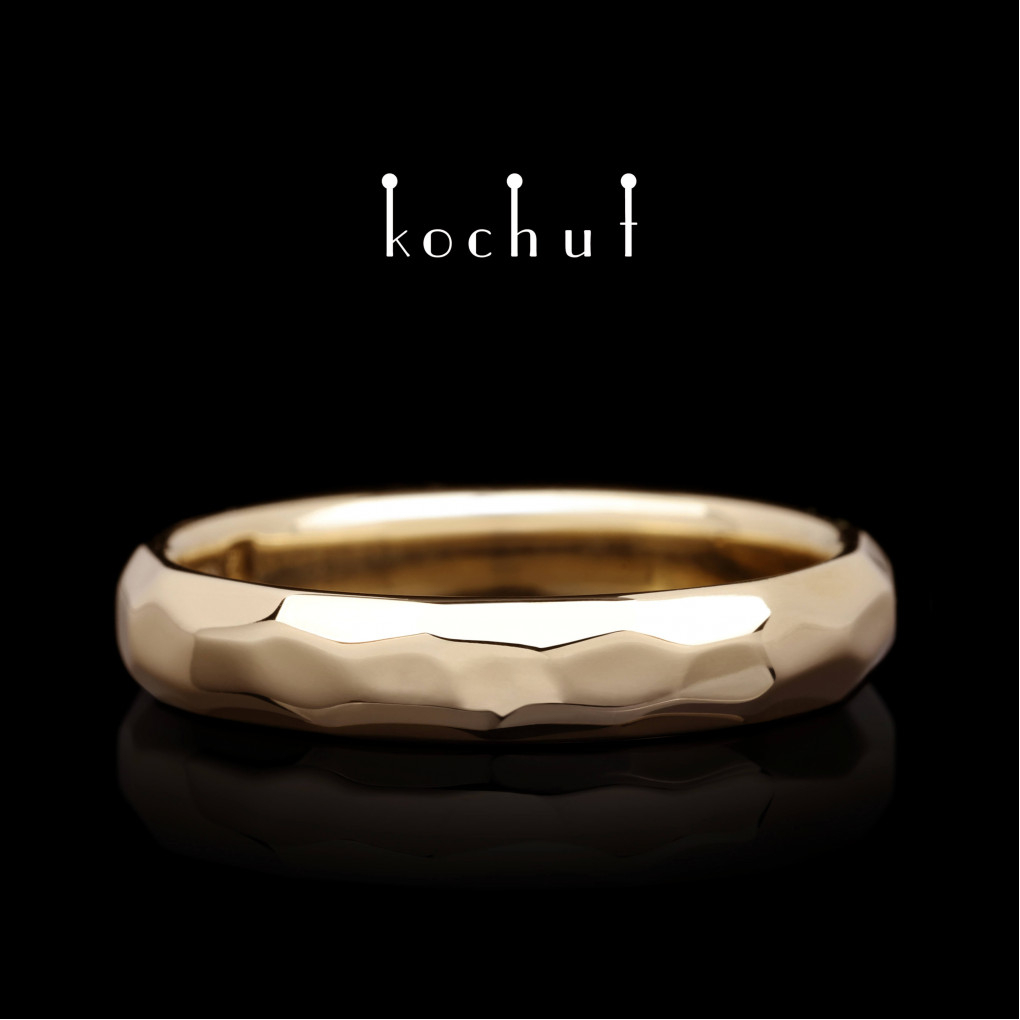 Wedding ring «Absolute». Red gold