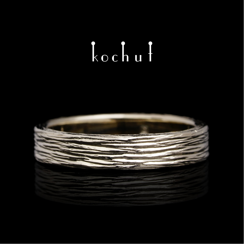 Wedding ring «Tree bark». White gold