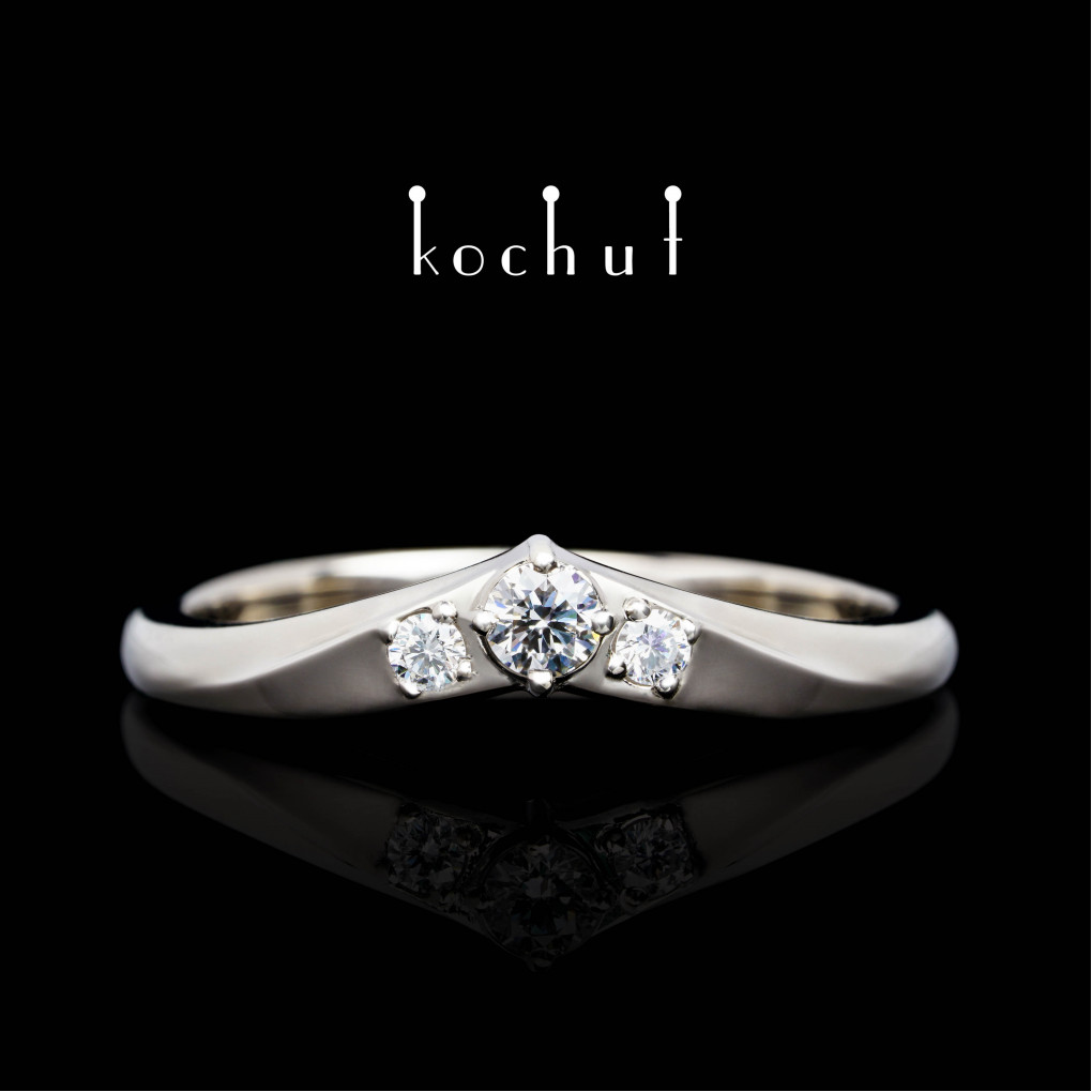 Ring «My Lady». Palladium gold, diamonds