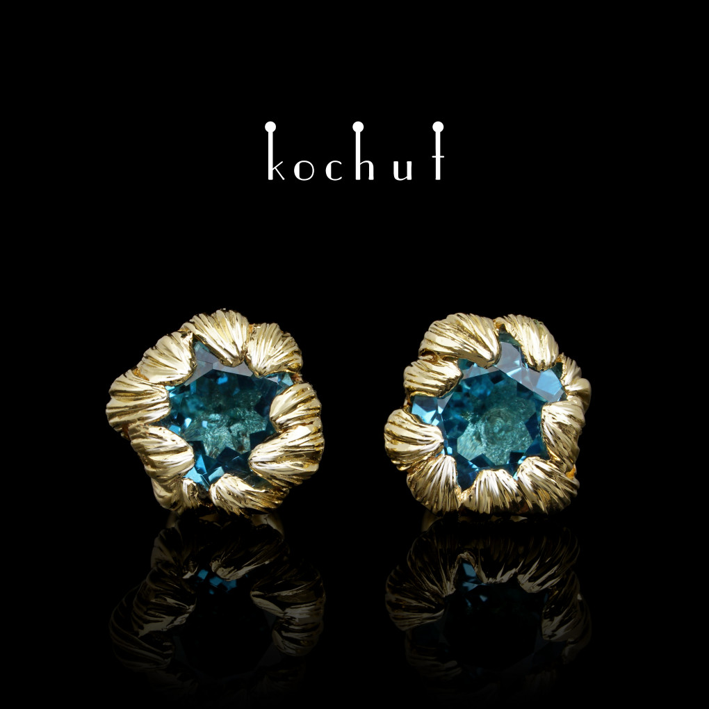 Stud-earrings «Peony». Yellow gold, topazes