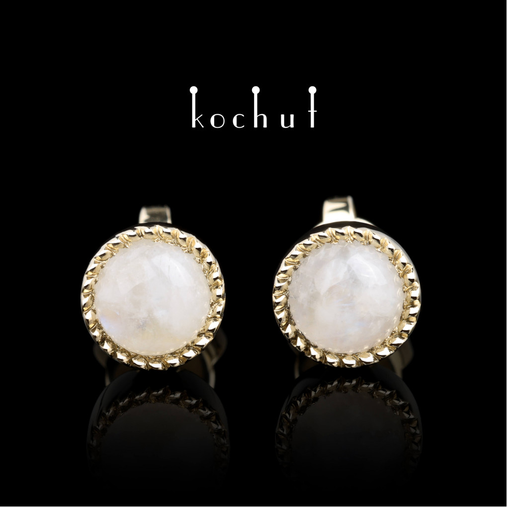 Earrings «Jupiter». Yellow gold, moonstones 