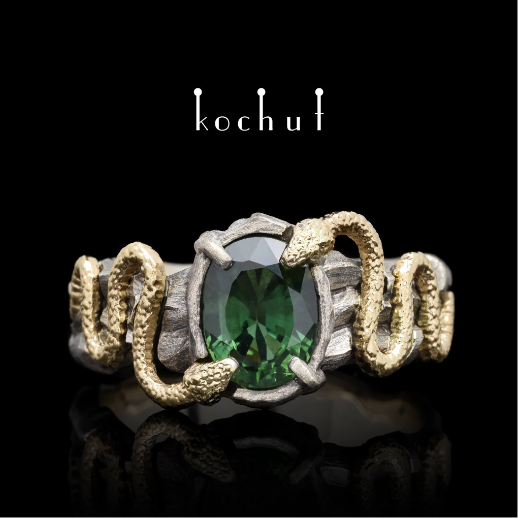 Ring «Temptation». White gold, yellow gold, green sapphire, black rhodium